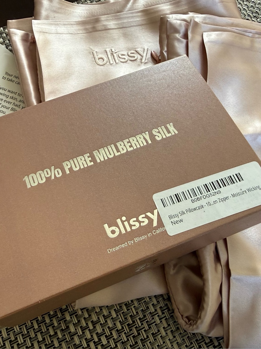 2 x Blissy Silk Pillowcase 100% Pure Mulberry Pink Queen - Picture 2 of 4